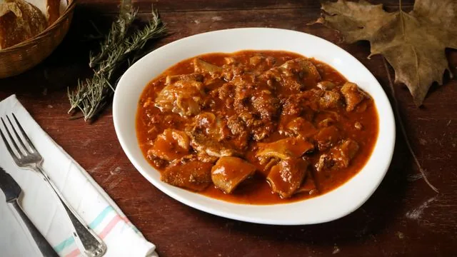 Slow Cooker Beef Casserole