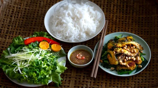 Vietnamese Lemongrass Chicken